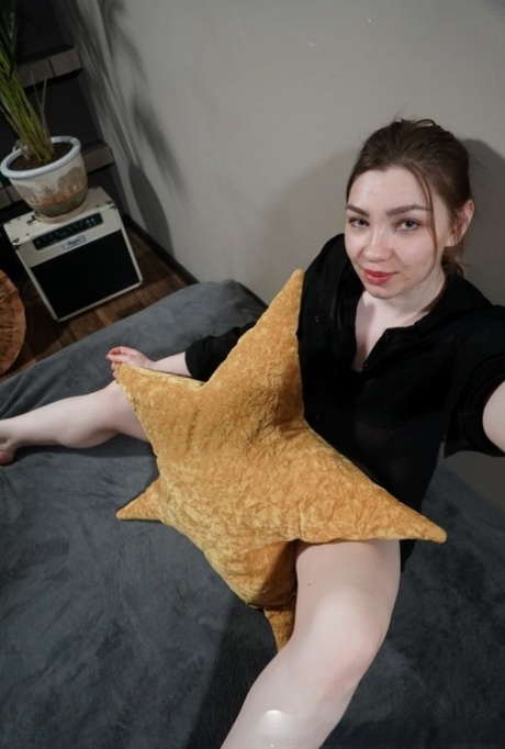 thick solo sex photo