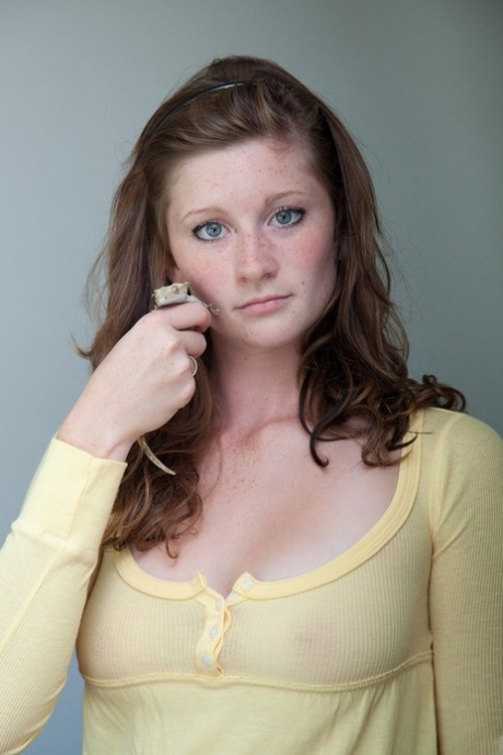freckles hd photo
