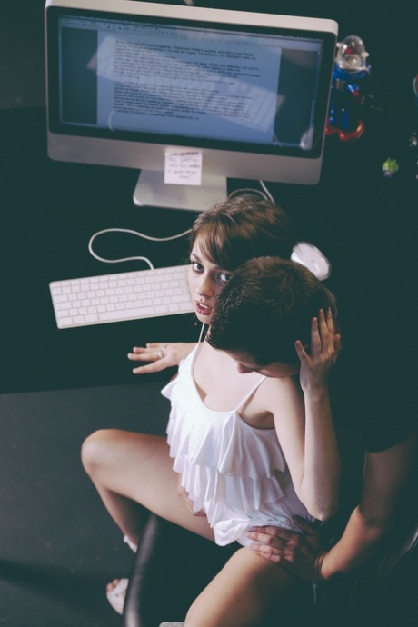 boss and secretary free xxx image
