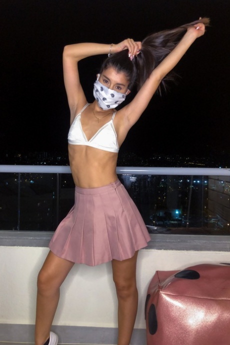 latina skirt porno image
