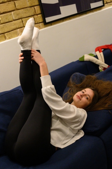 amateur yoga pants nudes galleries