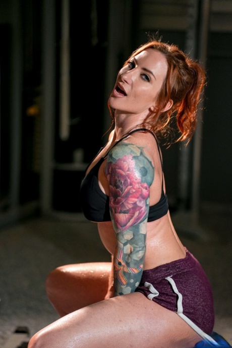muscular women erotic pictures