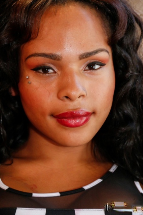 Nadia Nitro xxx star photo