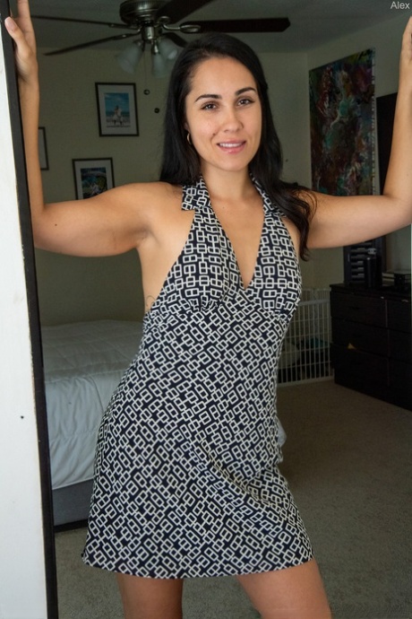 natural amateur hot naked photo