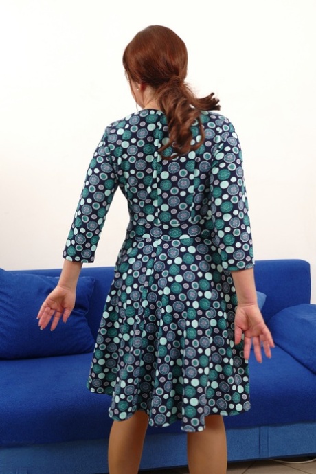 mature dress porno pic