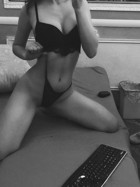 lingerie selfie beautiful naked img