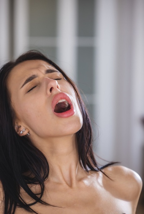 romanian erotic pictures