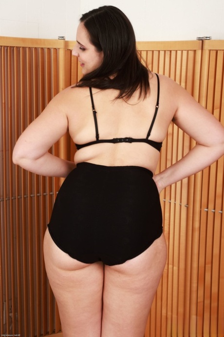 Dria Submits erotic star pictures