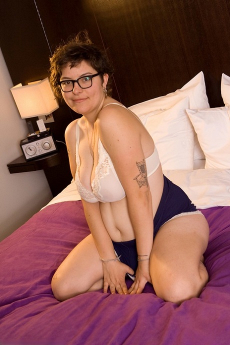 hairy pussy lingerie art naked gallery