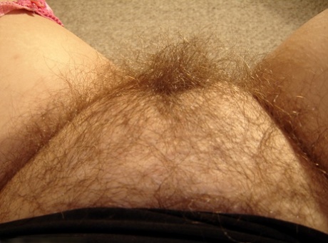hairy milf hot picture