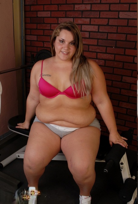 chubby shorts nudes archive