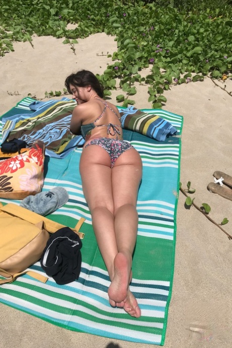 beach feet beautiful naked image