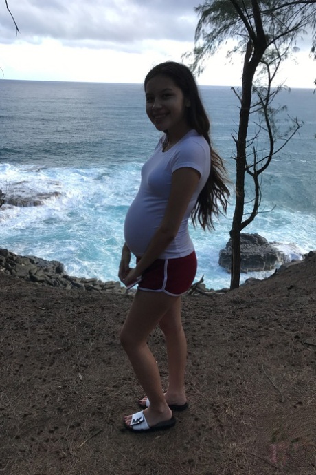 asian shorts hot nude pic