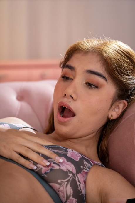 Marina Gold pornstar nice image