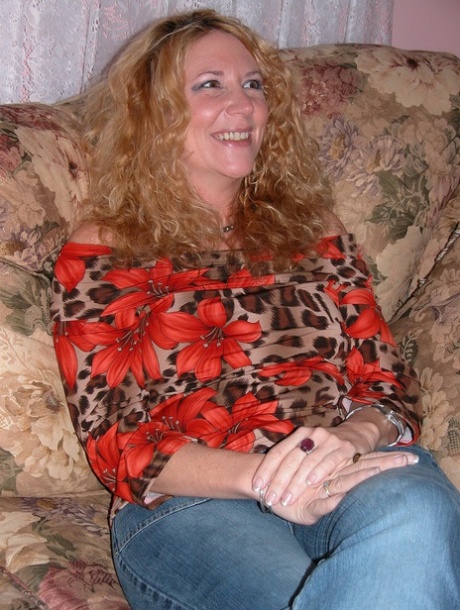 mature jeans free sex picture