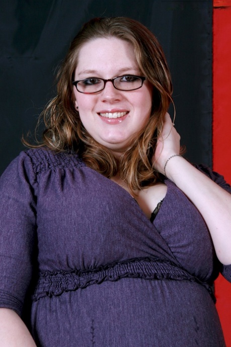 chubby nerd hd gallery