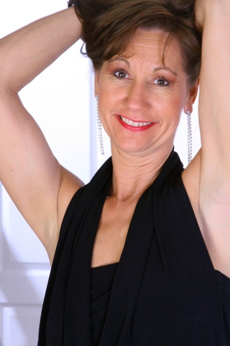 Elle Denay free model picture