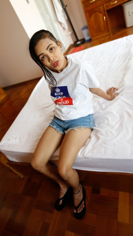tiny asian free porn img