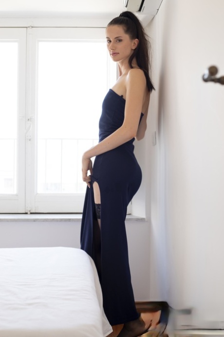 tall skinny free xxx pictures
