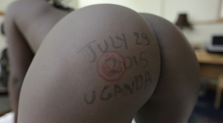 ebony mom pornos pics