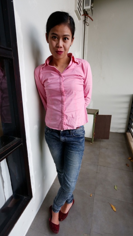 brunette teen perfect picture