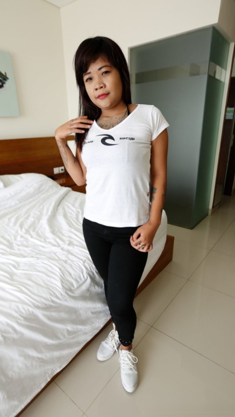 tall asian pornographic images