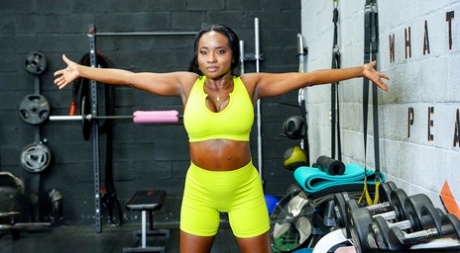 ebony fitness porn img