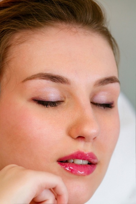 red lipstick hot porn image
