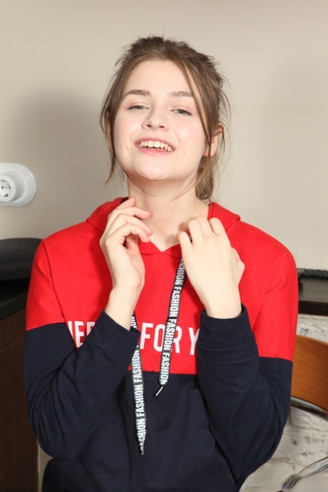 skinny teen hot porn photo