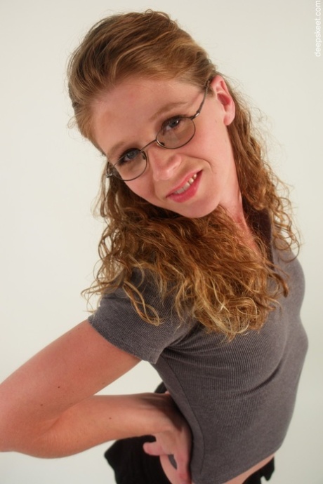 skinny nerd art naked photos