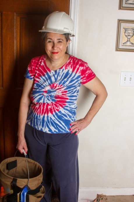 granny slut free sexy pictures