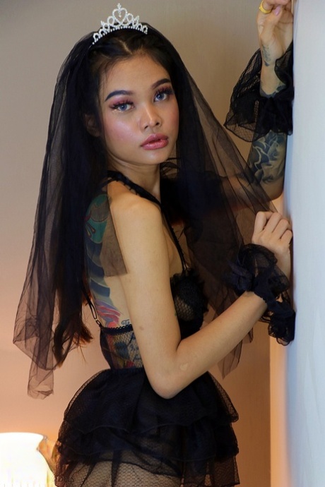 bride pornographic pictures