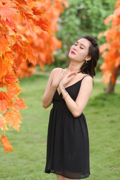asian outdoor free sexy archive