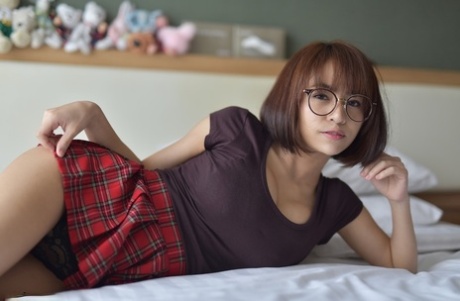 schoolgirl skirt hot nude images