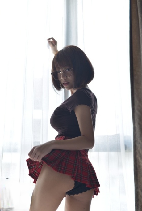 asian upskirt free naked picture