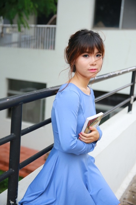 teen dress pornos pic