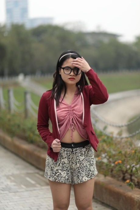 asian shorts porno pic