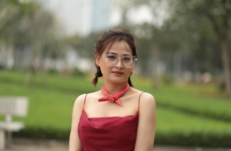 brunette glasses art xxx photo