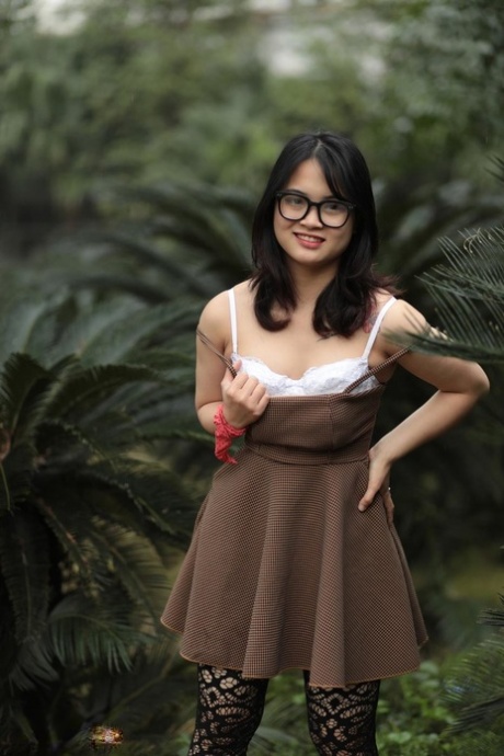 asian public porn pics