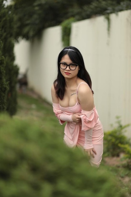 skinny nerd nude picture