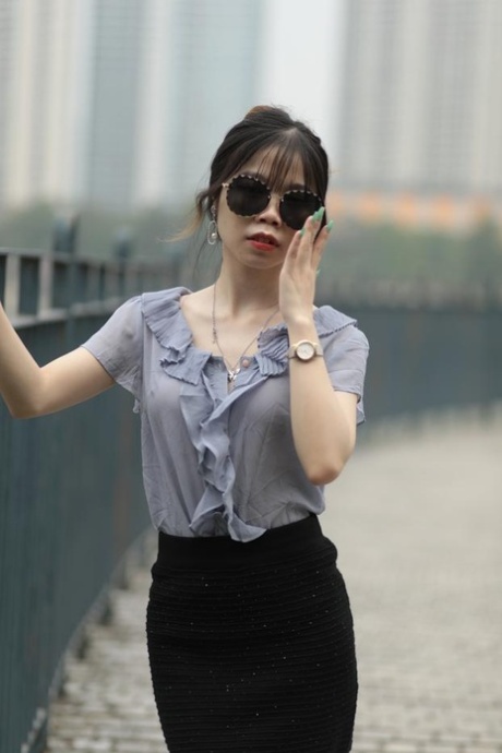 asian skirt xxx img