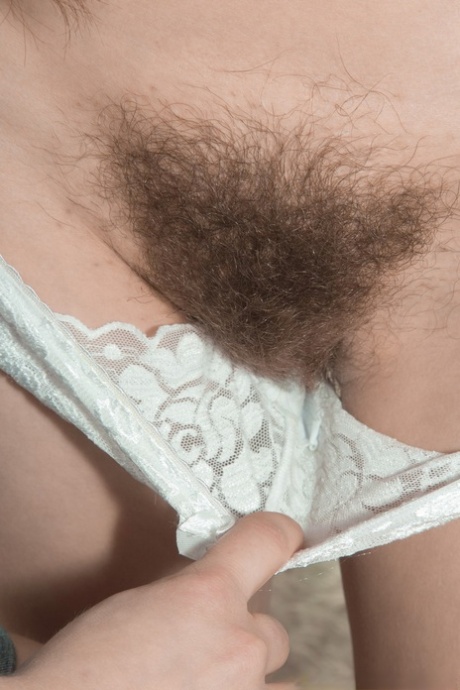 hairy close up nudes picture