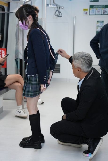 asian public beautiful porn pic