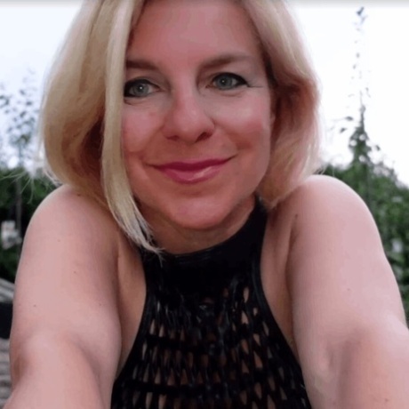 german milf sexy pic