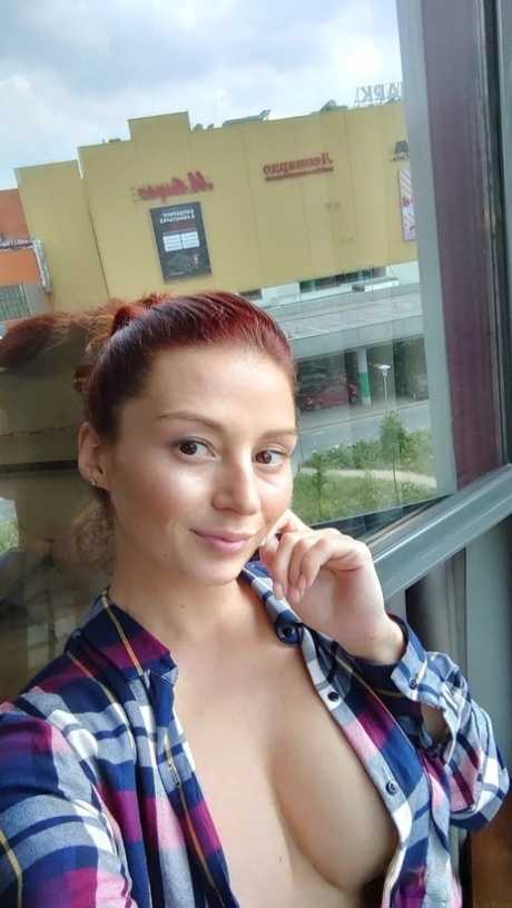 amateur selfie hot naked picture