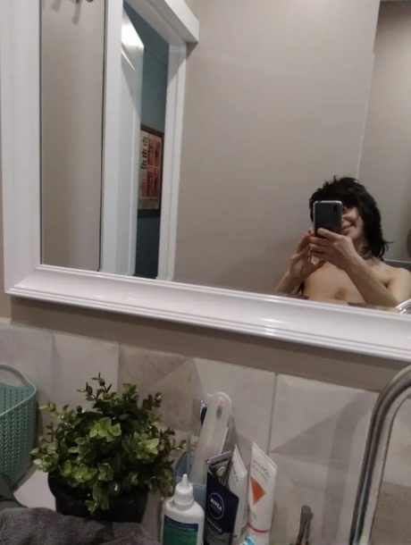 milf selfie sexy nude picture