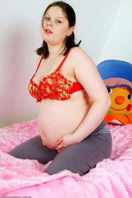 hairy pregnant hot sexy archive