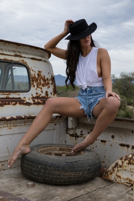 country girl beautiful naked gallery