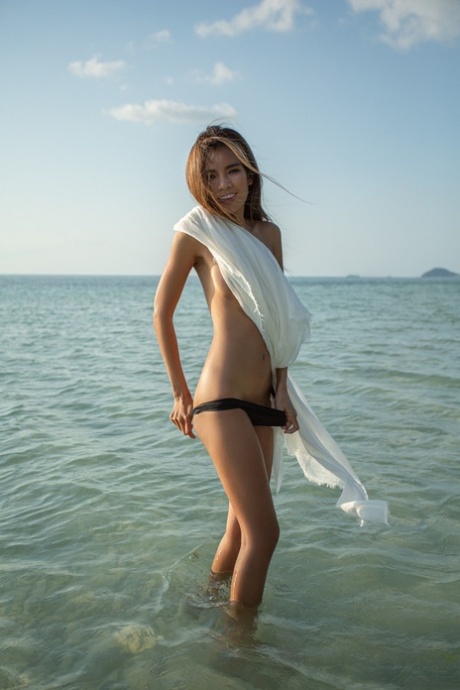 nature art naked pic