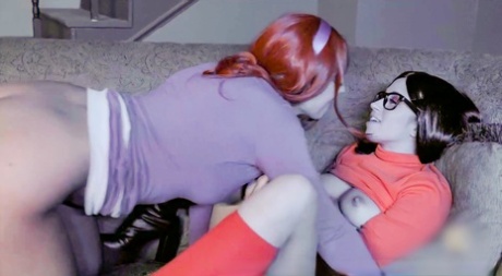 lesbian cosplay pretty archive